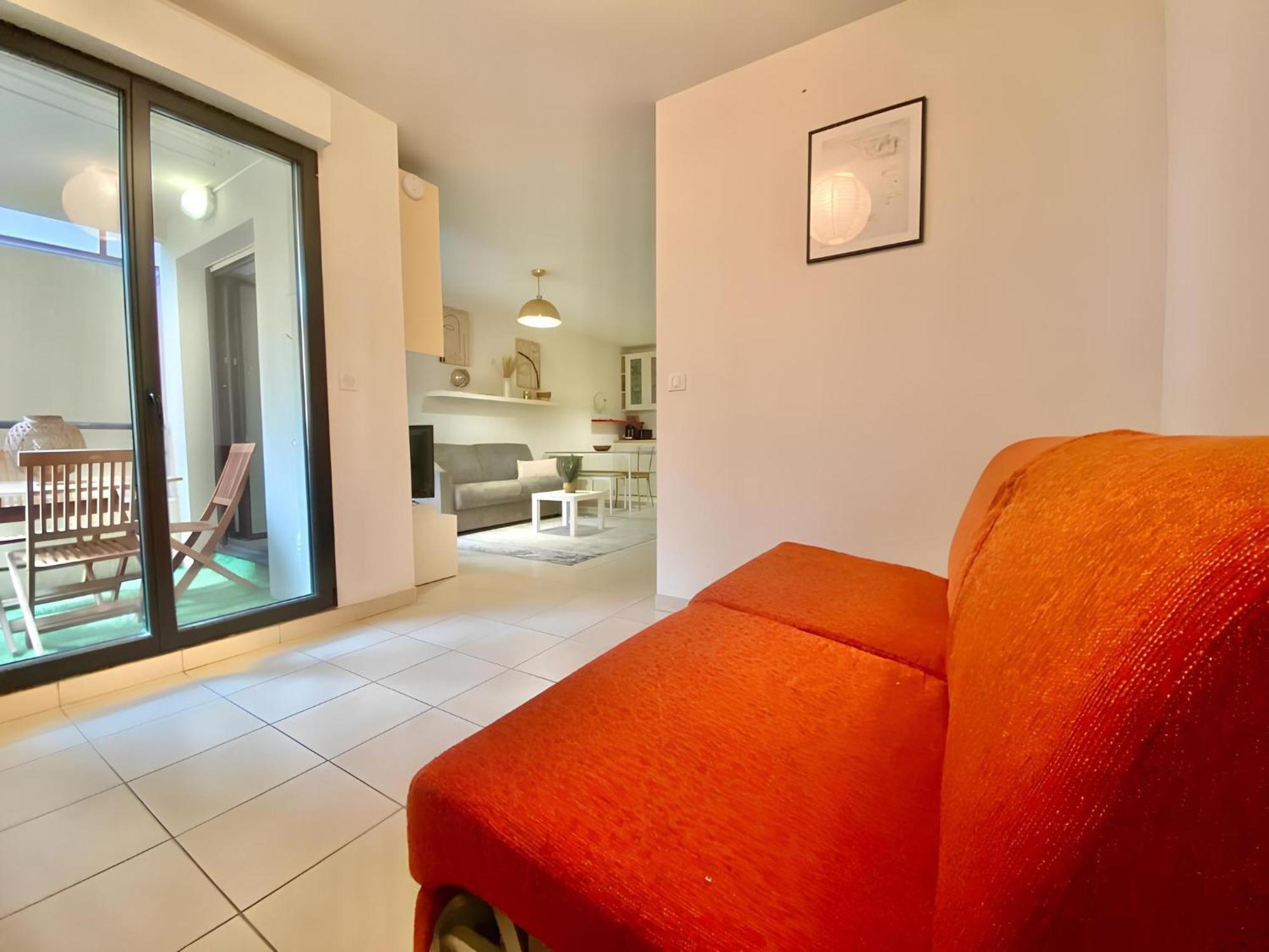 Apartmán "L'Alhambra" Proche Gare Et Centre Menton Exteriér fotografie