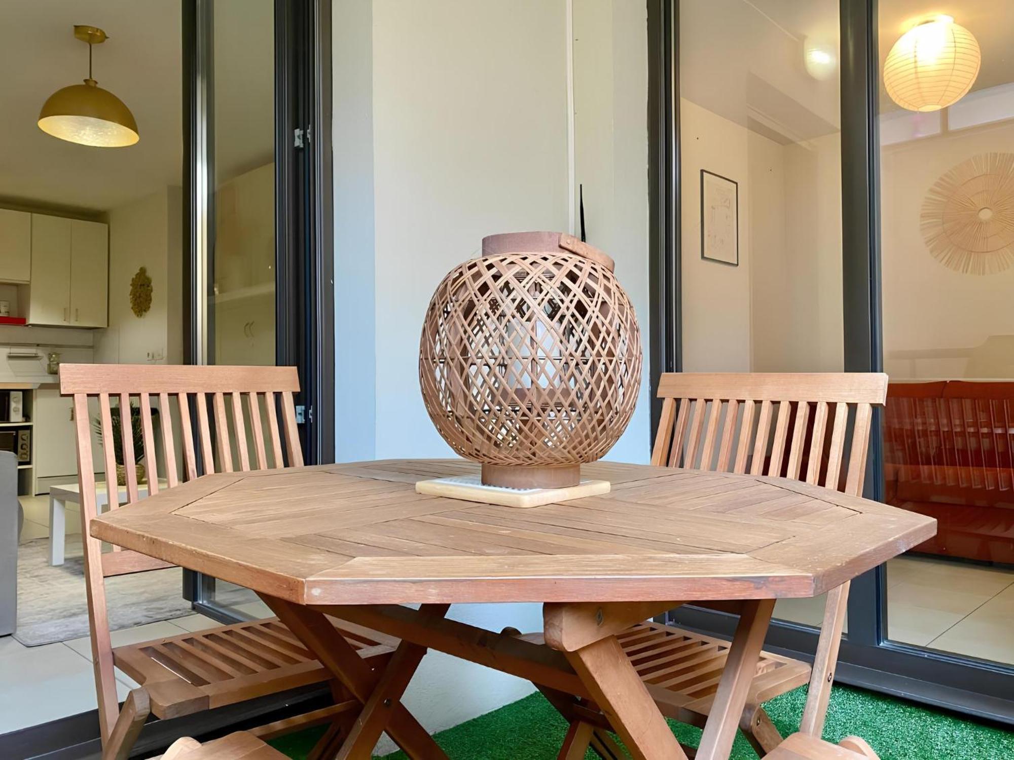 Apartmán "L'Alhambra" Proche Gare Et Centre Menton Exteriér fotografie